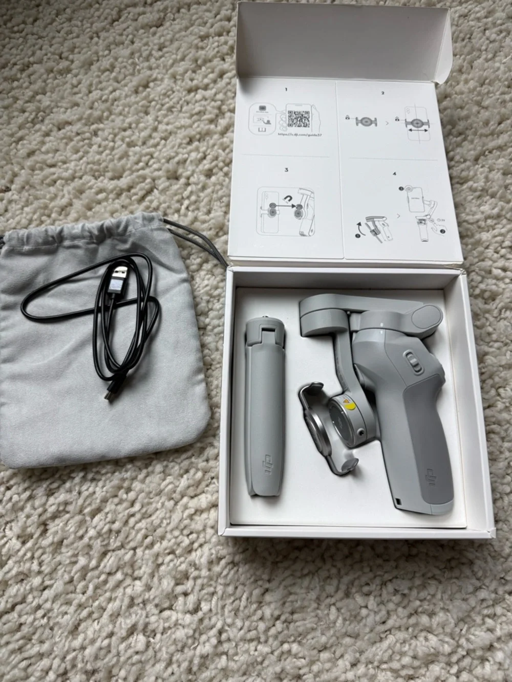 DJI Osmo Mobile SE Smartphone Gimbal Stabilizer